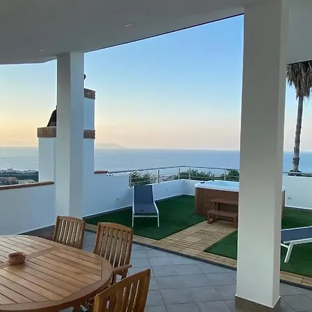 Feriehus Loft Incantevole Con Idromassaggio Esterno Privato