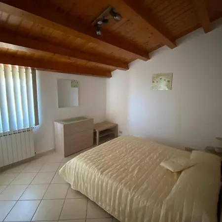 Loft Incantevole Con Idromassaggio Esterno Privato Vakantiehuis Patti