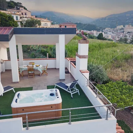 Loft Incantevole Con Idromassaggio Esterno Privato